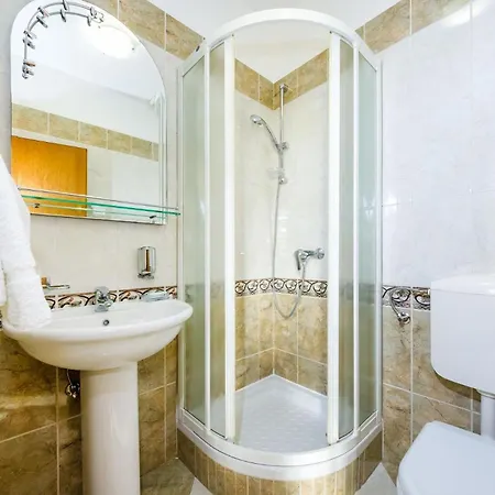 Apartment Petin Zadar