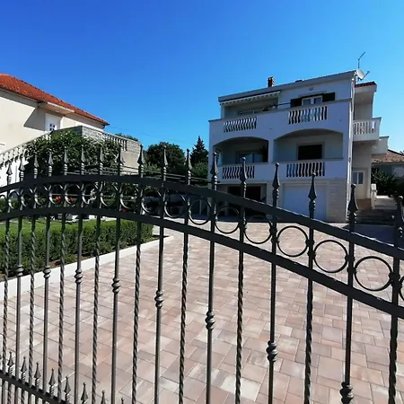 Petin Apartman *